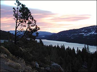 Sunrise over Donner Lake on the way to the TICA show in Reno, NV, with Foothill Felines Mochamelo and Foothill Felines Manzanita!